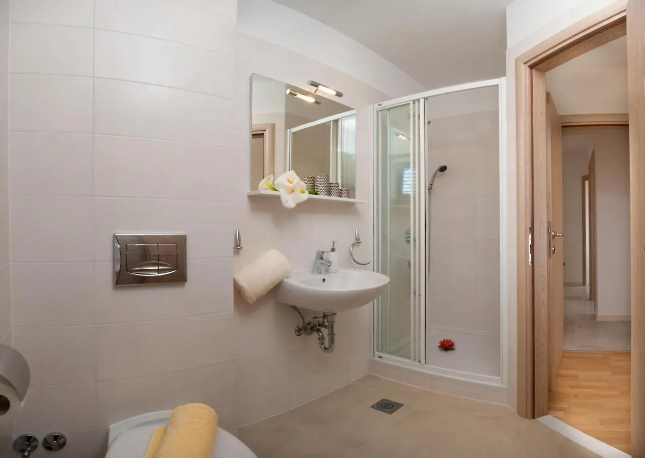 شقة Villa Rozac تروغير